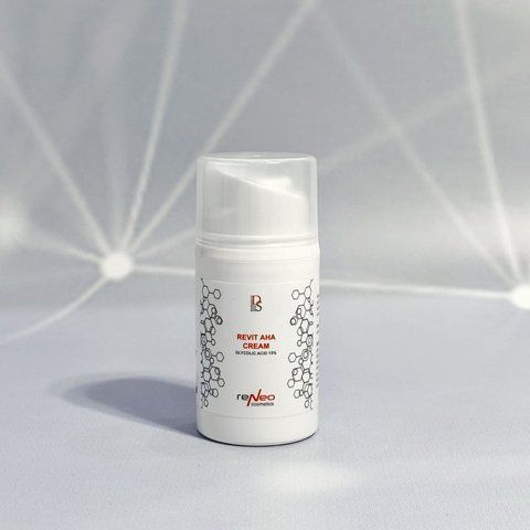 Реактивуючий вітамінізований крем з гліколевою кислотою Derma Series 50 мл H115 фото