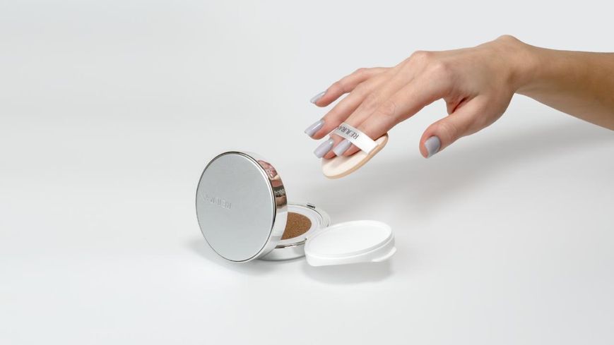 Мультифункціональний кушон з полінуклеотидами Skinglow Cushion SPF 50+ Rejuran 0015REJU фото