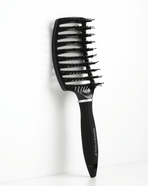 Ідеальна щітка для шкіри голови та волосся Scalpro Hairbrush Mediceuticals 1 шт 56008 фото